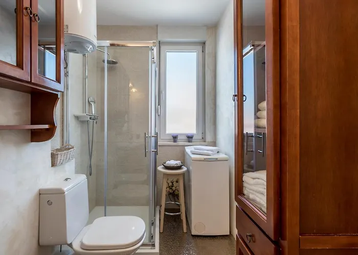 公寓 Seaside Penthouse With Hot Tub Sky Living