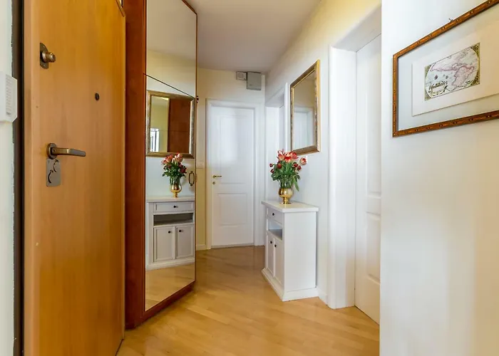 Seaside Penthouse With Hot Tub Sky Living *